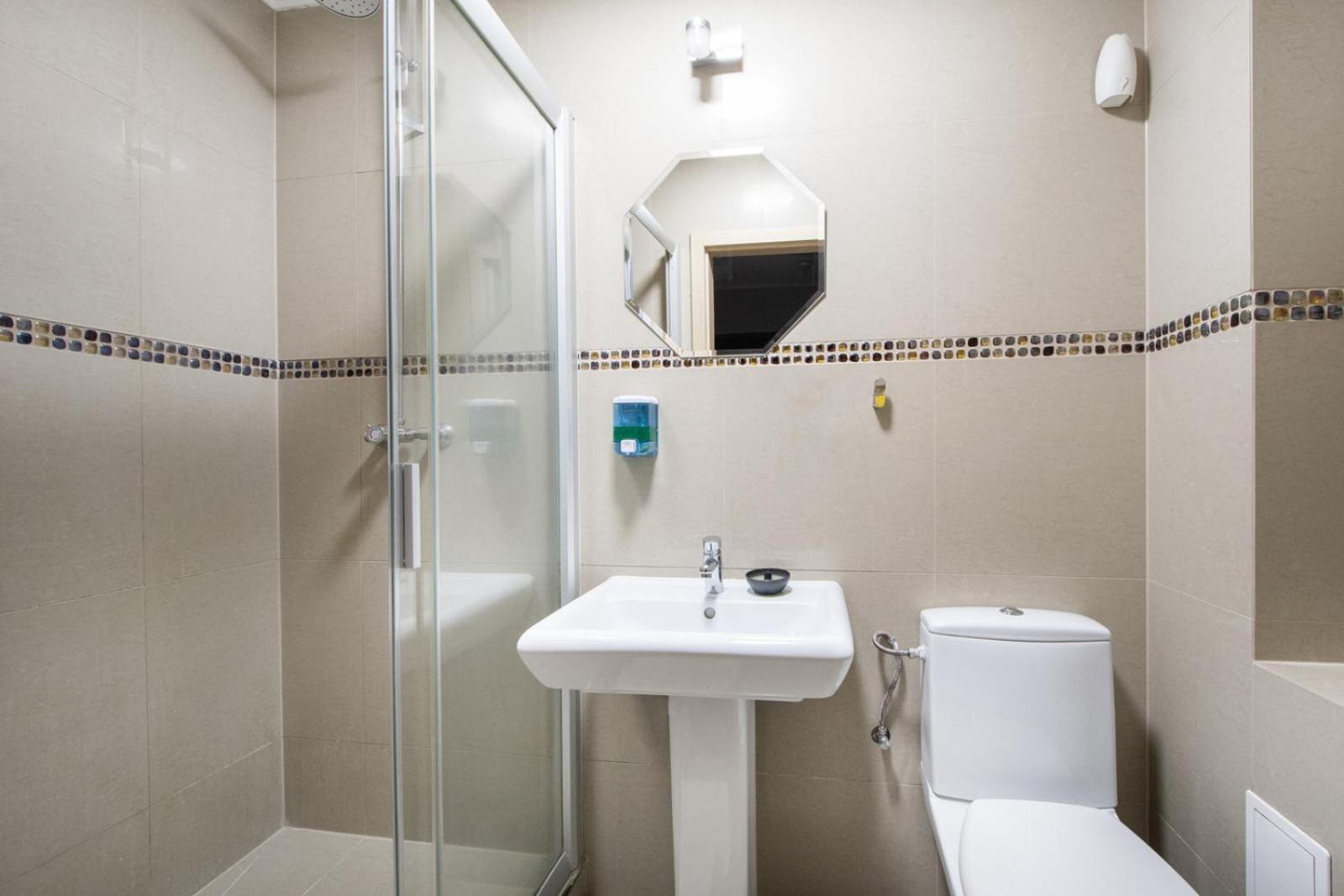 Hostel Krokodyl-Stara Praga وارسو المظهر الخارجي الصورة